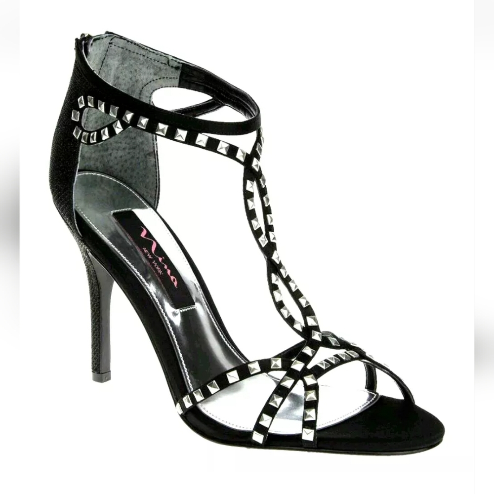 New Nina shoes size 8 black shinny heeled sandal studed